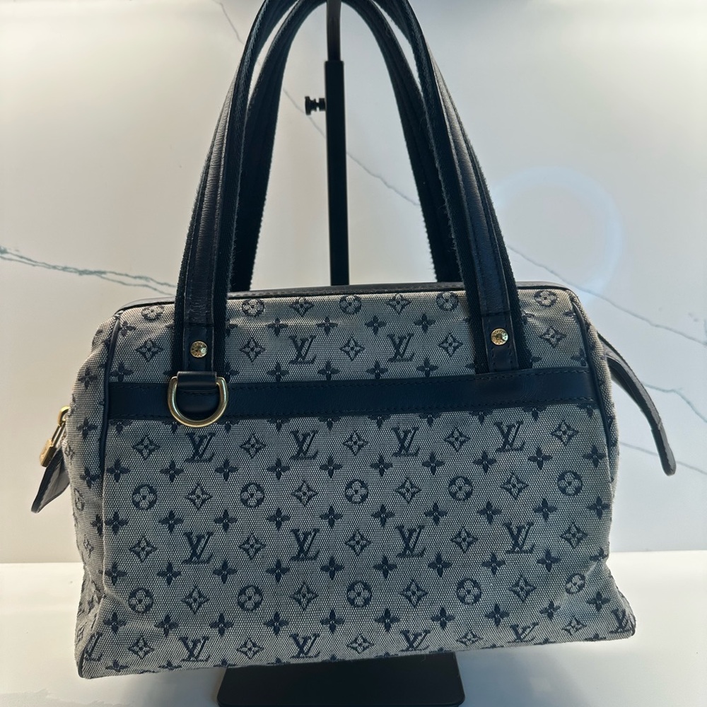 💯 % Stylish!! Louis Vuitton Monogram black denim Mini Lin